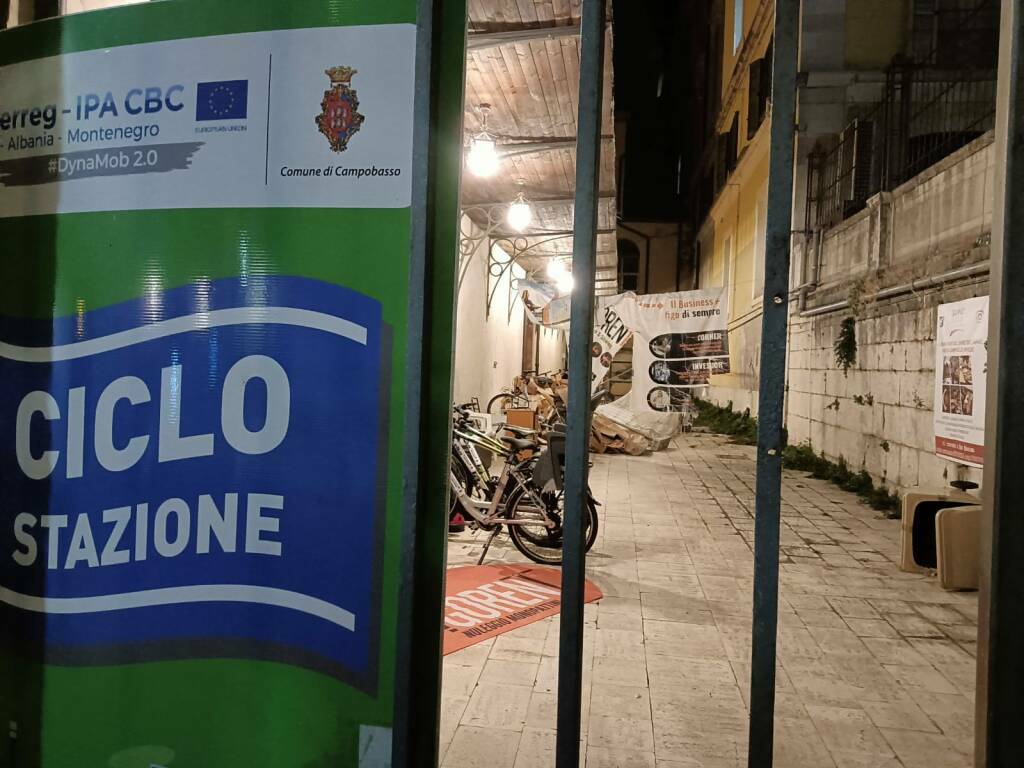 Ciclostazione cb