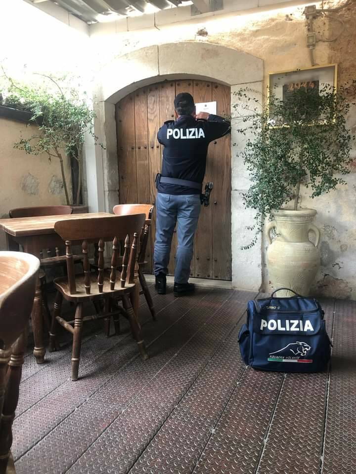 polizia sigilli bar fornelli